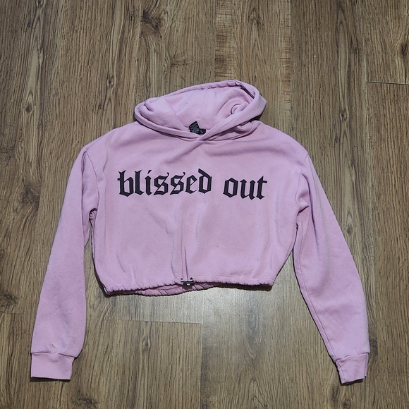 Rue21 Tops - Rue21 Blissed Out Pink Crop Hoodie